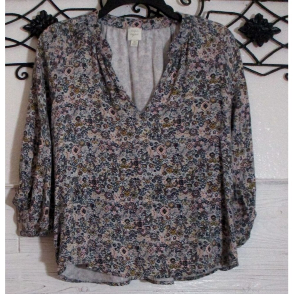 Roan & Ryan Women's Top Size XS Long Sleeve Multicolored Floral V Neck